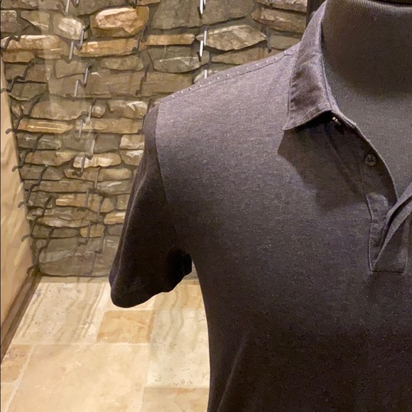 Medium Hugo boss polo shirt. - Picture 6 of 6